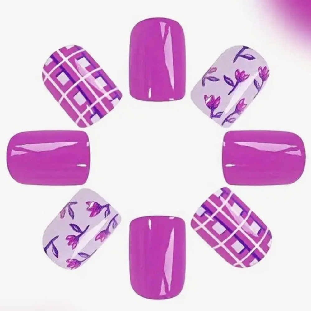 Purple Patterned Press-On Nails - Picture 3 of 6